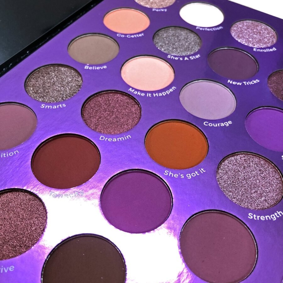 RUDE Legally Nude - 24 Eyeshadow Palette - Image 3