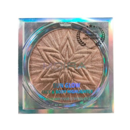 Cruelty-free highlighter and illuminating powder combo