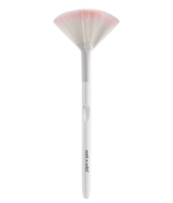 WET N WILD Fan Brush