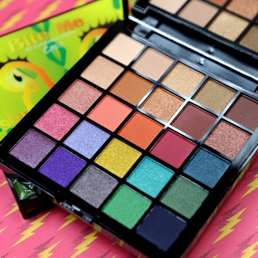 RUDE Bite Me 25 Eyeshadow Palette - Croc - Image 2