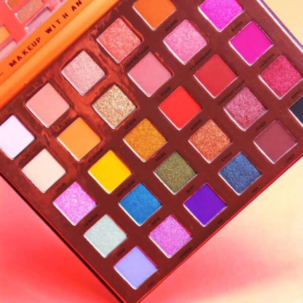 RUDE C'est La Vie - 30 Eyeshadow Palette - Image 5